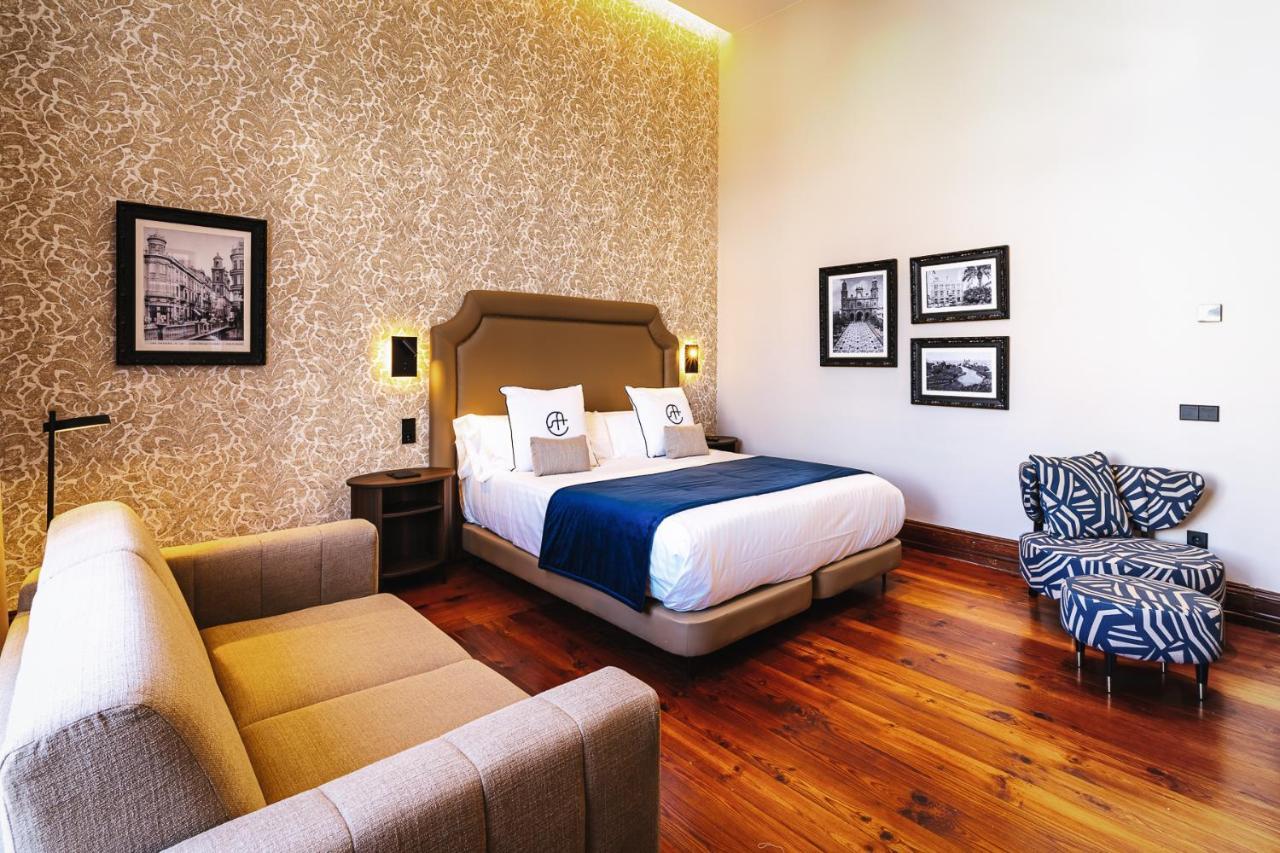 Boutique Cordial Plaza Mayor De Santa Ana 4*